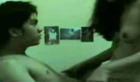 Elle a changé son vieux et jeune sexe mari à son beau frère.