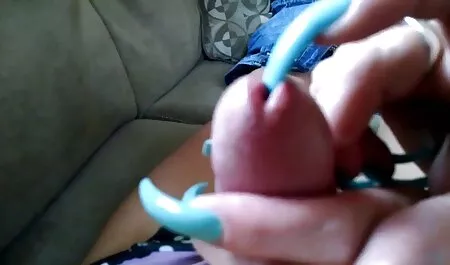 Esclave lié lécher la chatte amant sexvieille