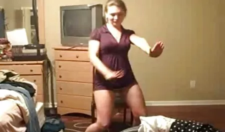 Belle blonde masseuse se fait baiser dans une Session avec baiser une vieille noire un Homme
