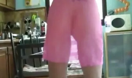 Belle Blonde porno tres vieilles femmes se masturbe avec un gode