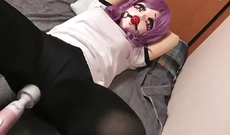 Hentai fille avec vieille blonde porno de gros seins aime baiser avec son petit ami et copines