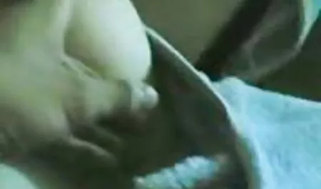 Blonde Mature ne pouvait pas refuser film porno vieille le sexe pour de l'argent.