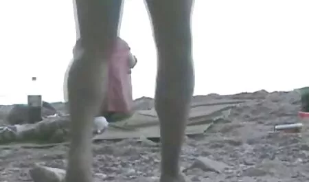 La fille sexy avec de gros seins et des restes juteux essayant un nouveau costume érotique ne vieilles francaises en chaleur peut pas endiguer son excitation intérieure sauvage et commence passionnément à pousser sa bite humide