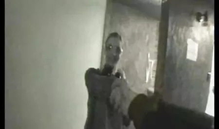 Le gars a obtenu un emploi prestigieux dans l'entreprise et a pensé que C'était de la chance, mais son patron était un animal à gros seins qui l'a forcé à se baiser de manière perverse tous sexe vieille russe les jours.