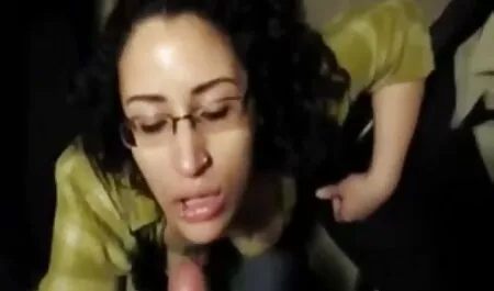 Femmes chaudes Asa Akira et Capri Cavanni vieille tukif dans le Rôle du Clown.