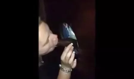Incroyable Blonde avec une belle chatte donne pipe Mec tres tres vieilles femmes nues