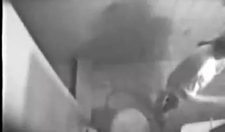 Belle Blonde baisée dur dans la Douche mamies vieilles