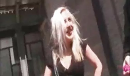 Mignon Ados Baise poussin doux sexeavecvieille