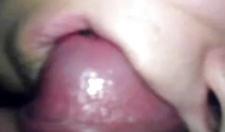 Kinky Masha baise elle-même sexe vieux dur