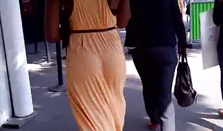 Deux amis corrompus avec des vieux porno allemand trous profonds.
