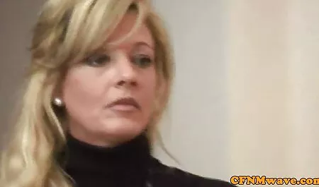 Mature brunette Vanessa Videl se fait baiser vieille video sexe dans le bureau avec des noirs gonflés