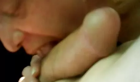 La film x de vieille Brune teen Lana Rhoades baise la belle noire